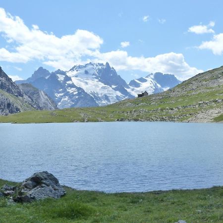 Appartement Tranquillité et authenticité au pied des Ecrins à Villar-dʼArène Extérieur photo