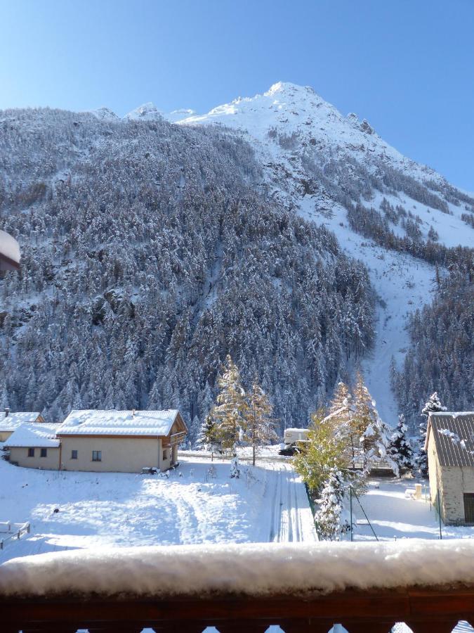 Appartement Tranquillité et authenticité au pied des Ecrins à Villar-dʼArène Extérieur photo